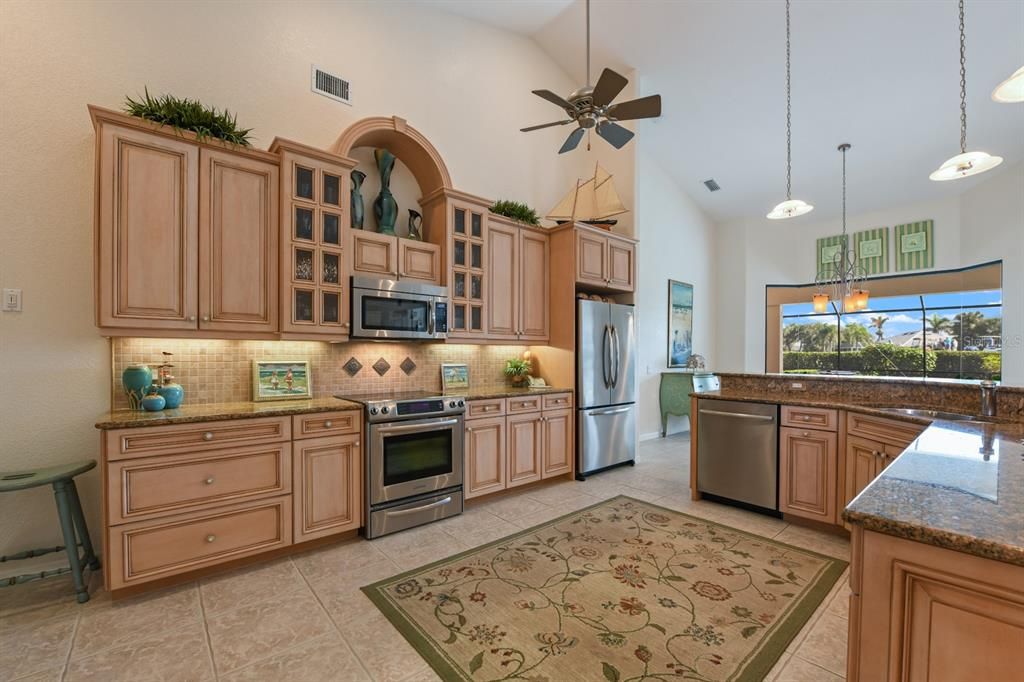 Interior, Kitchen, Pendant Lights, Stainless Steel Appliances