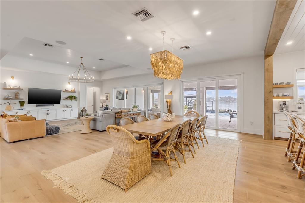 Chandelier, Dining room, Interior, Living room, Recessed Lighting, Wood Texture Flooring