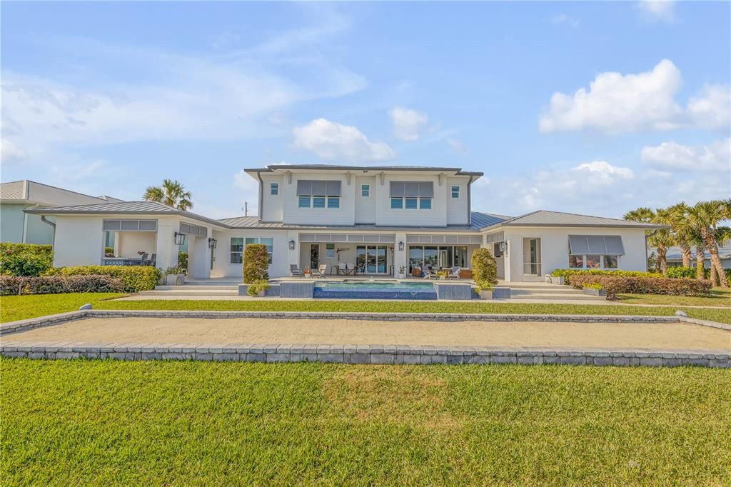 Backyard, Exterior, Facade, Farmhouse