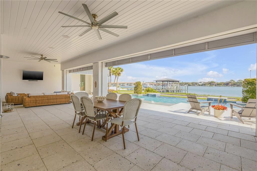 Exterior, Pool, Water