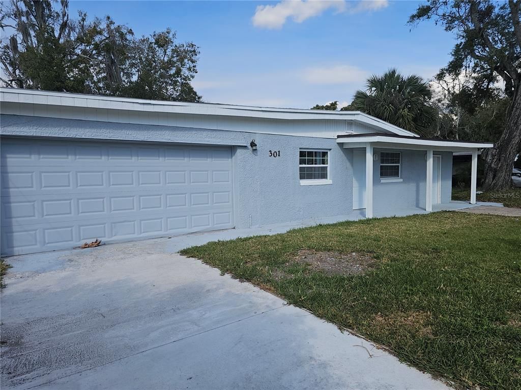 Detached Garage, Exterior