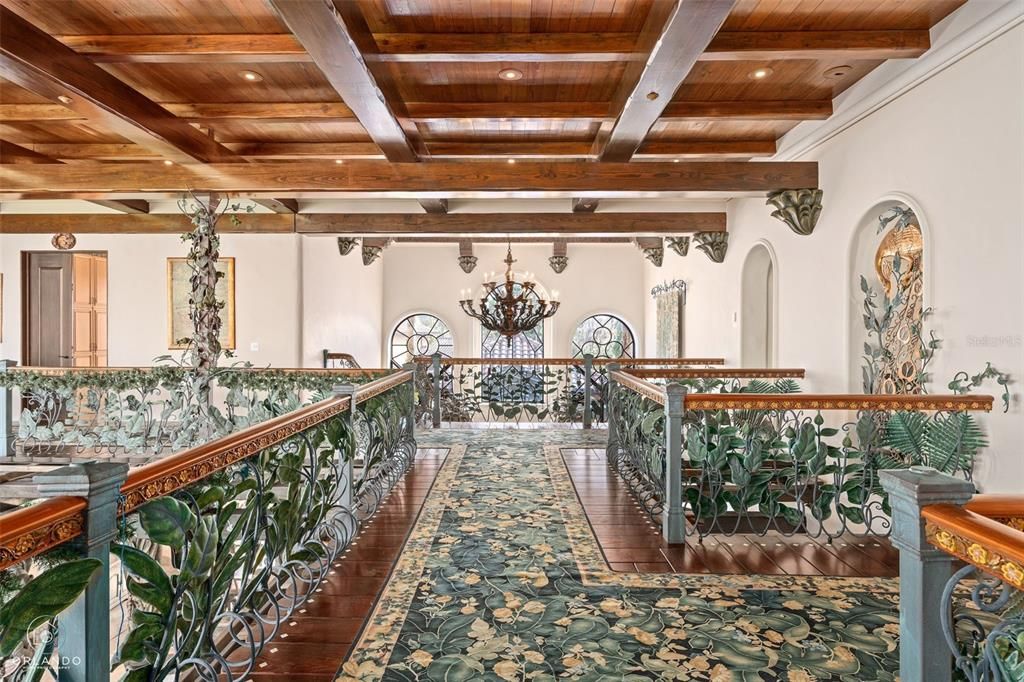 Chandelier, Interior, Recessed Lighting, Wooden Beams, Wooden Ceilings, Wood Texture Flooring