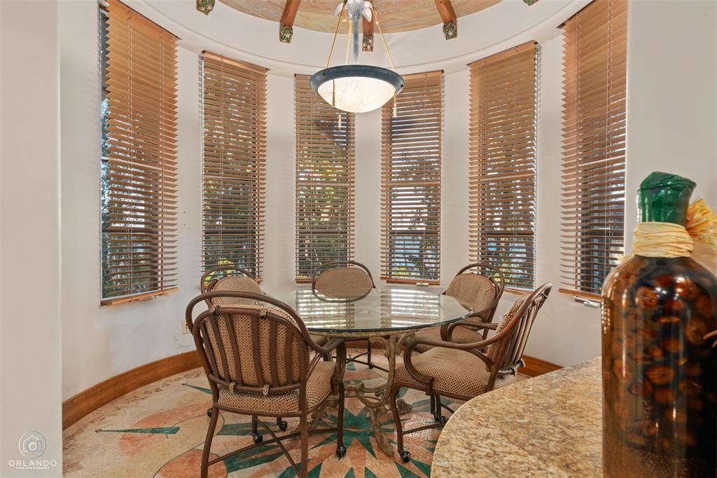 Dining room, Interior