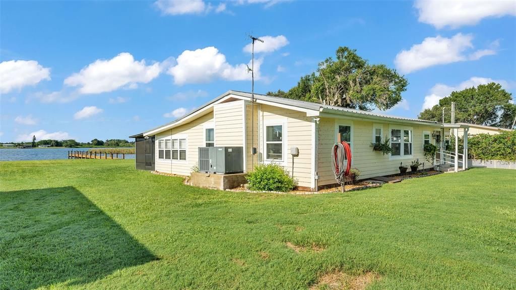 Backyard, Exterior, Water
