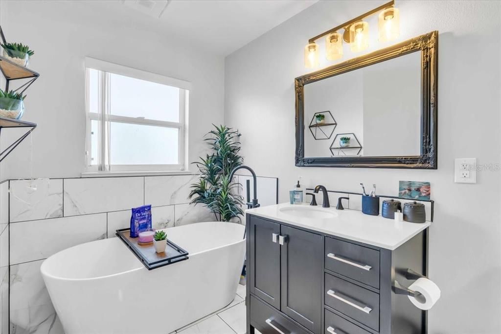 Bathroom, Free Standing Baths, Interior
