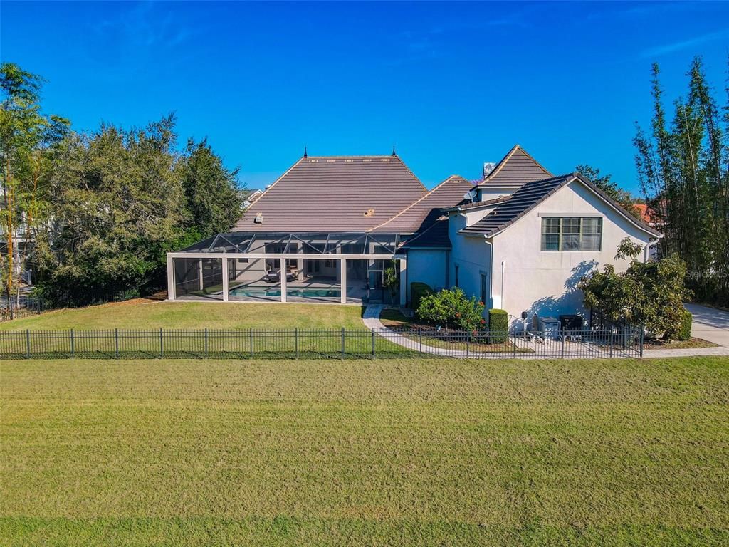 Backyard, Exterior