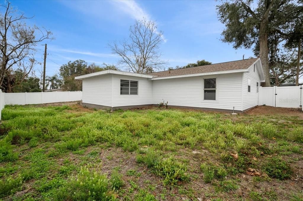 Backyard, Exterior