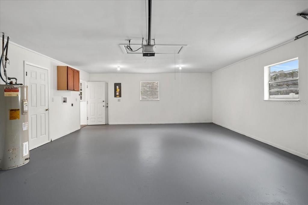 Garage, Interior