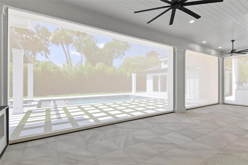 Empty room, Interior, Recessed Lighting