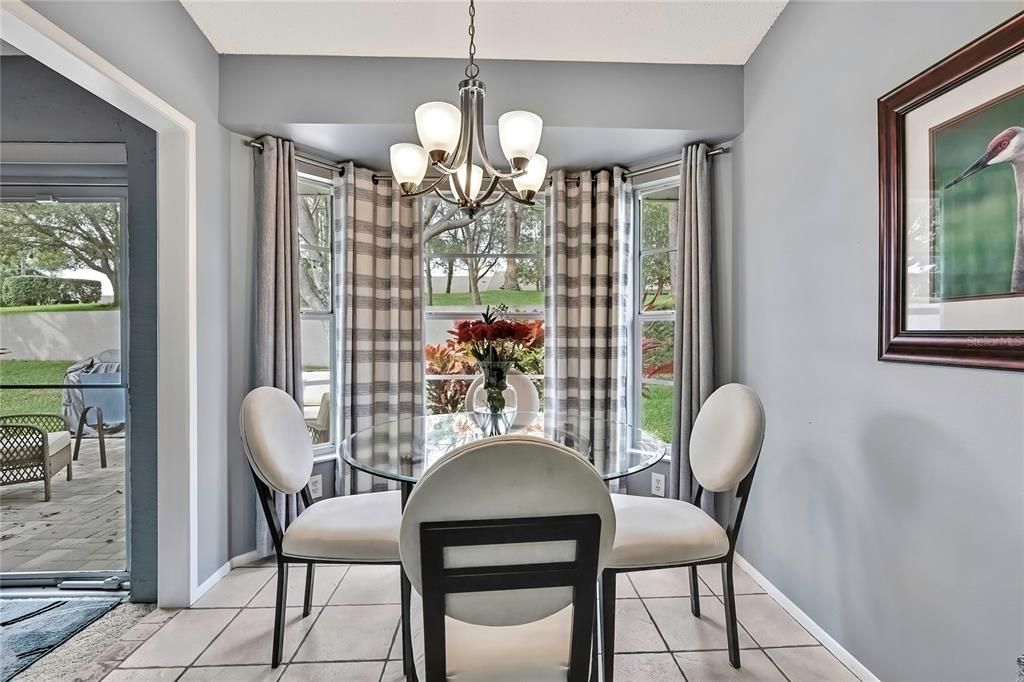 Chandelier, Dining room, Interior