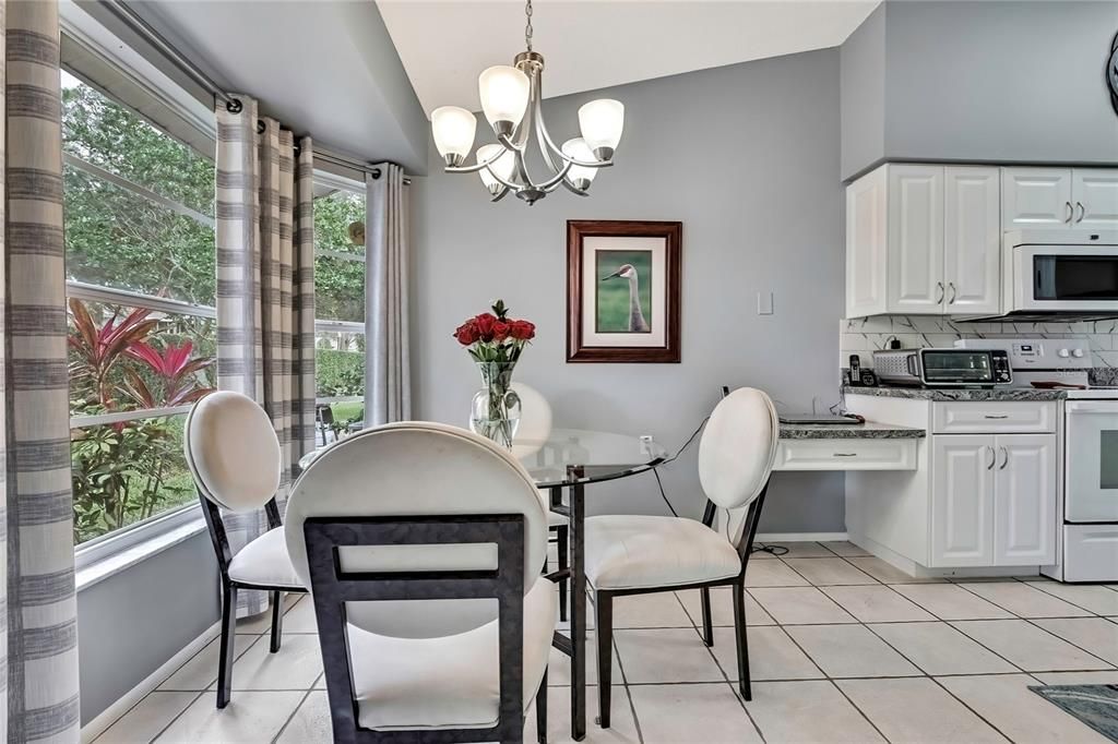 Chandelier, Dining room, Interior, Kitchen