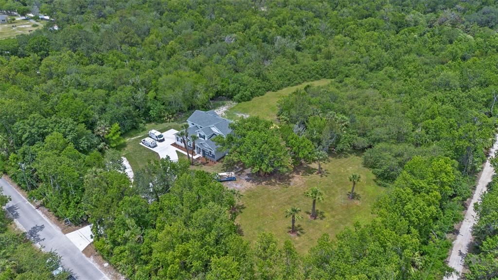 Exterior, Drone