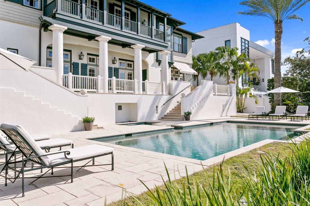 Exterior, Pool