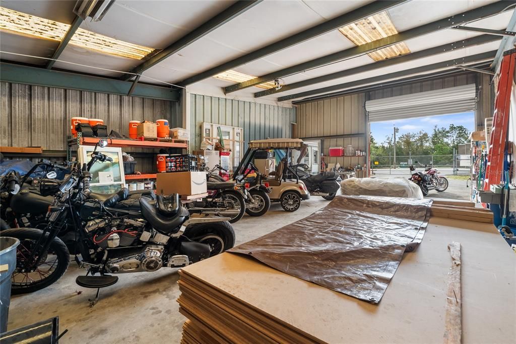 Garage, Interior