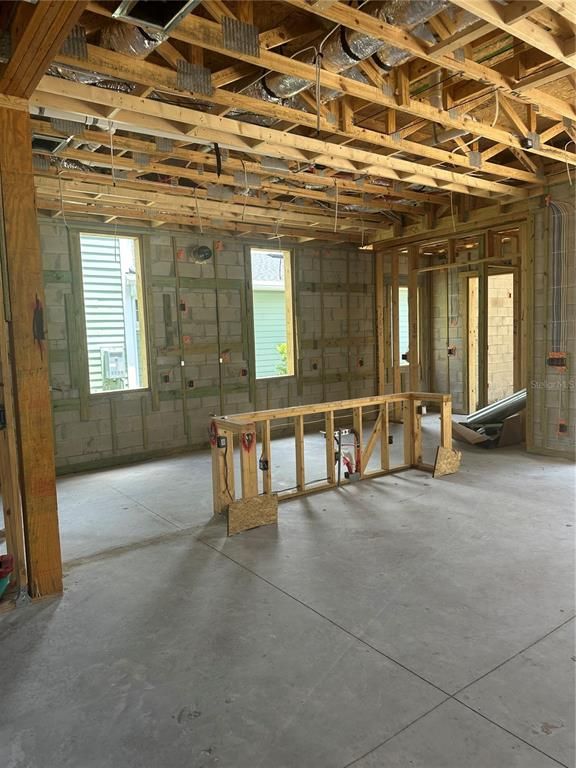Empty room, Interior, Wooden Beams