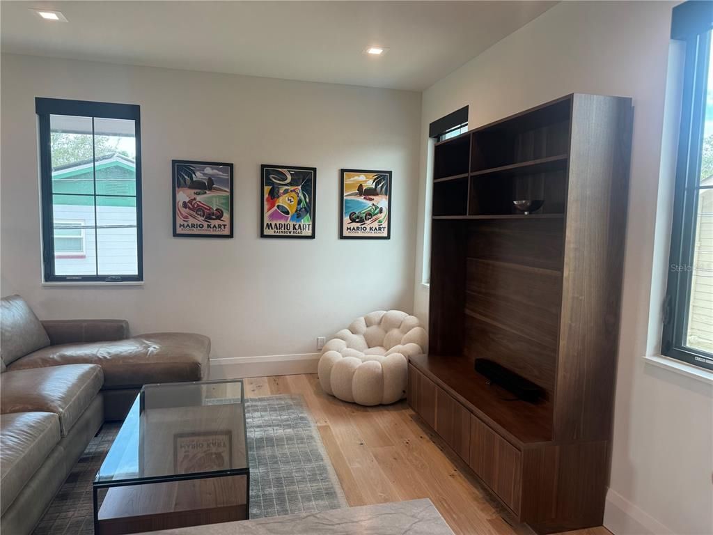 Interior, Living room, Recessed Lighting, Wood Texture Flooring