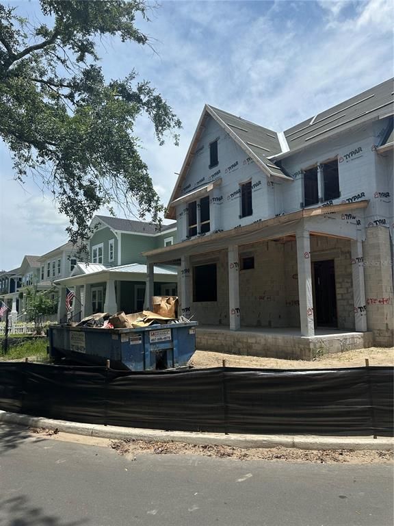 Exterior, Facade, American Craftsman