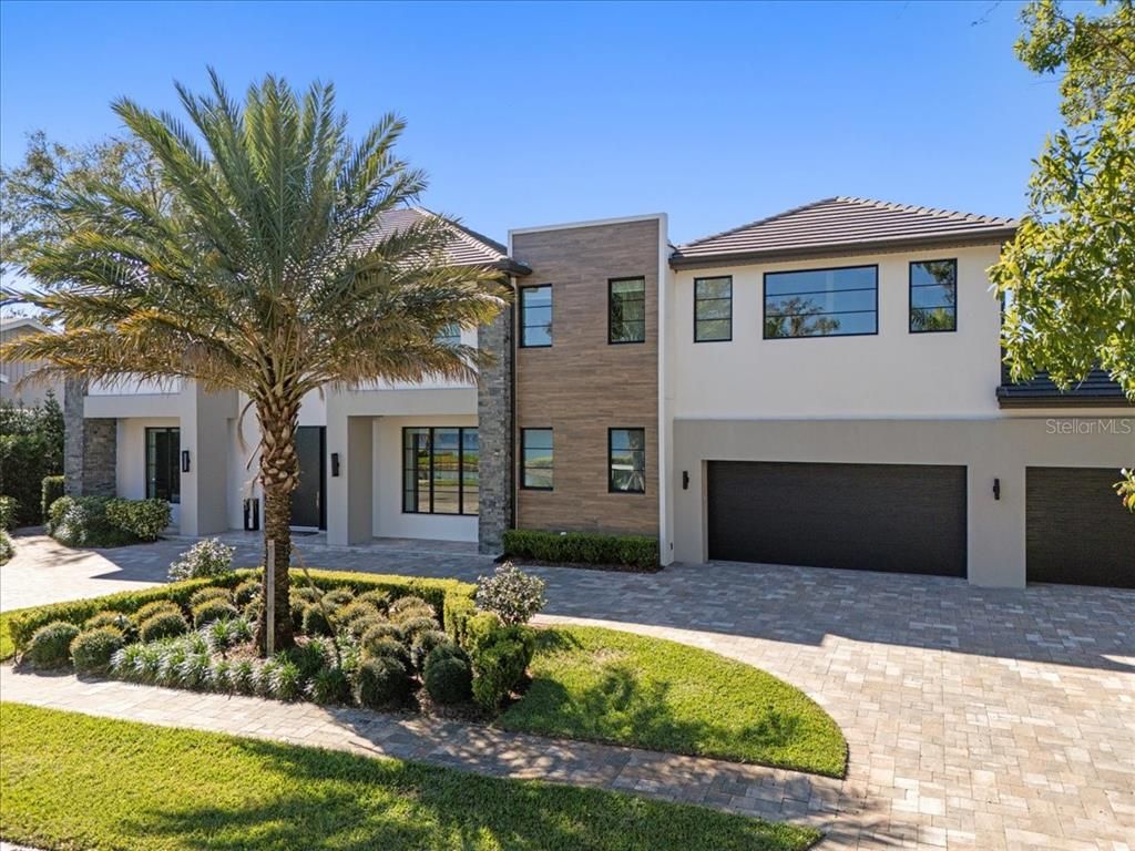 Attached, Exterior, Facade, Modern