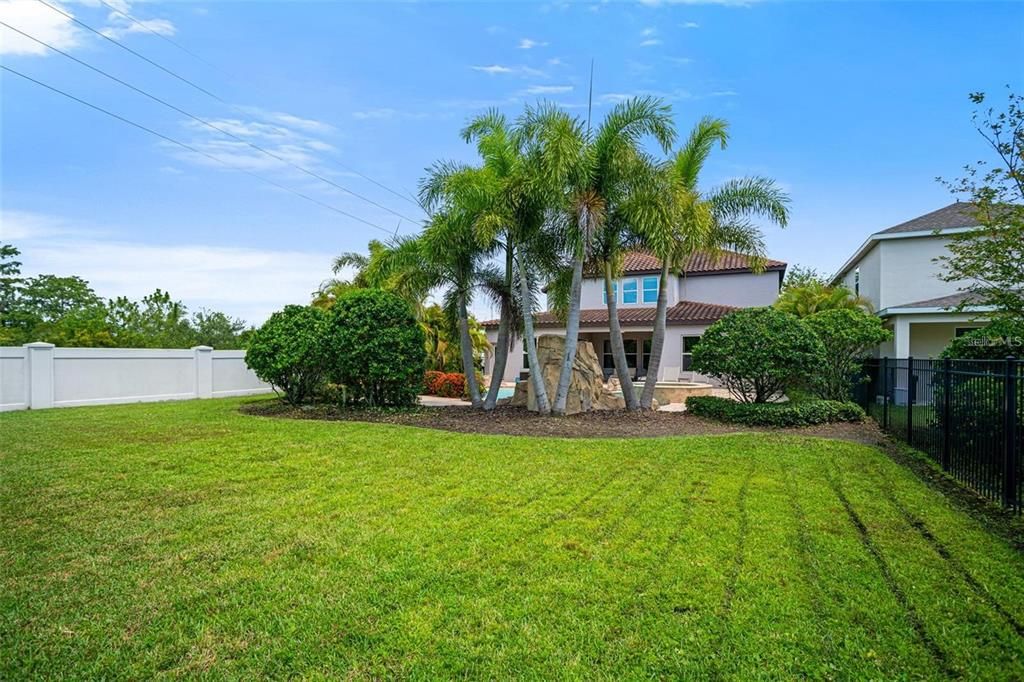 Backyard, Exterior
