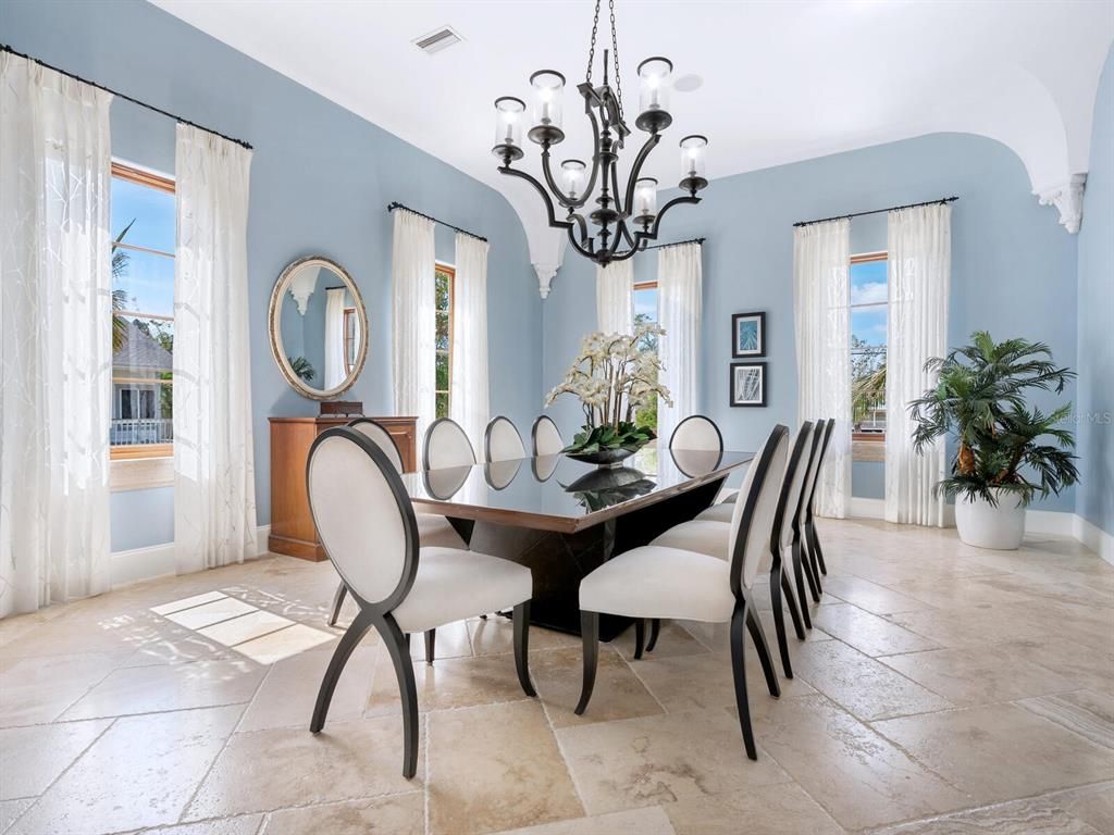 Chandelier, Dining room, Interior