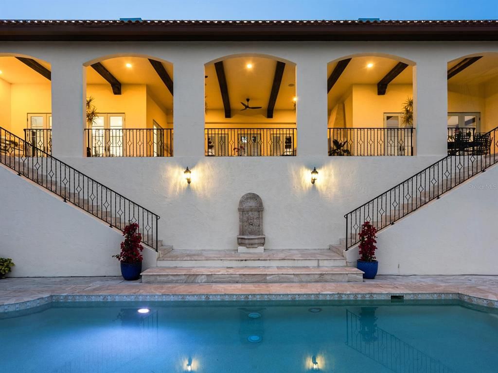 Exterior, Pool