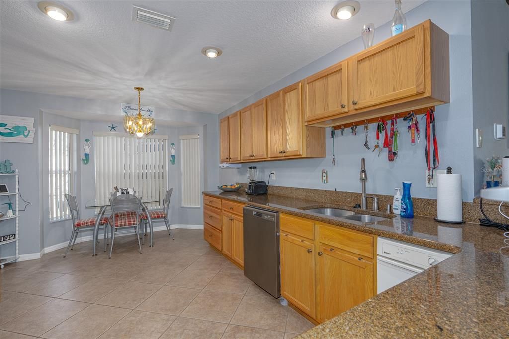 Chandelier, Dining room, Interior, Kitchen, Recessed Lighting
