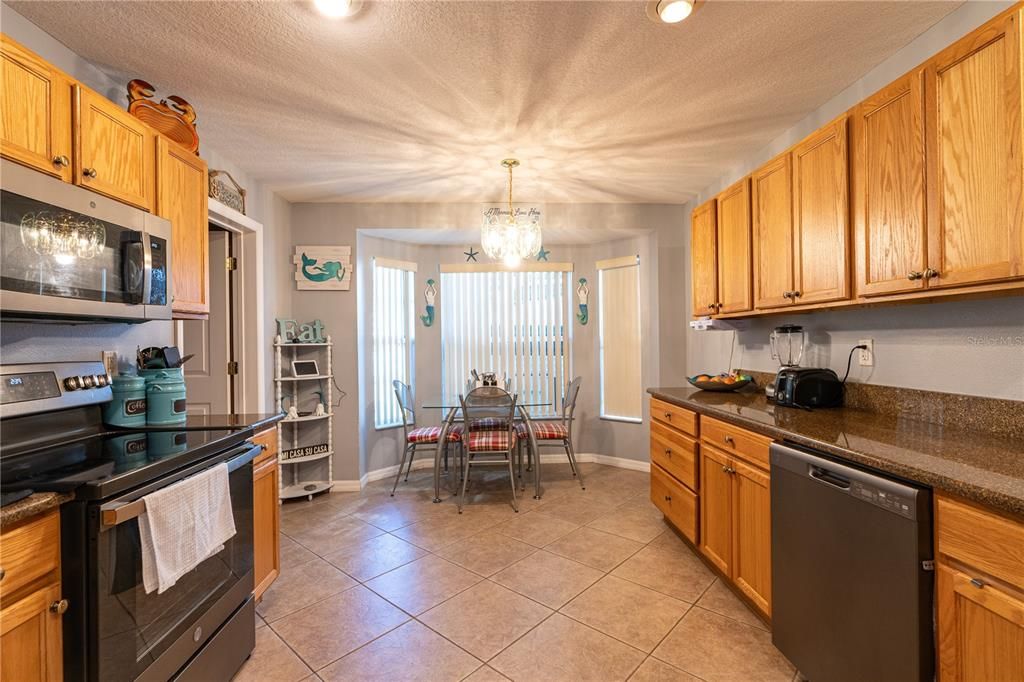 Chandelier, Dining room, Interior, Kitchen, Recessed Lighting