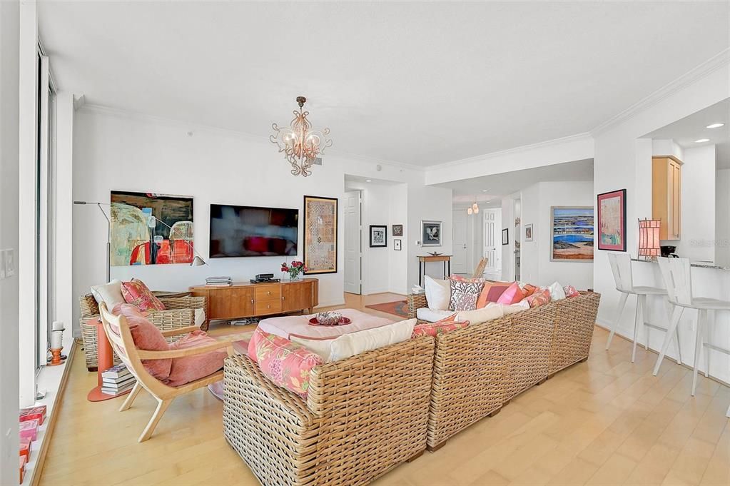 Chandelier, Interior, Living room, Recessed Lighting, Wood Texture Flooring