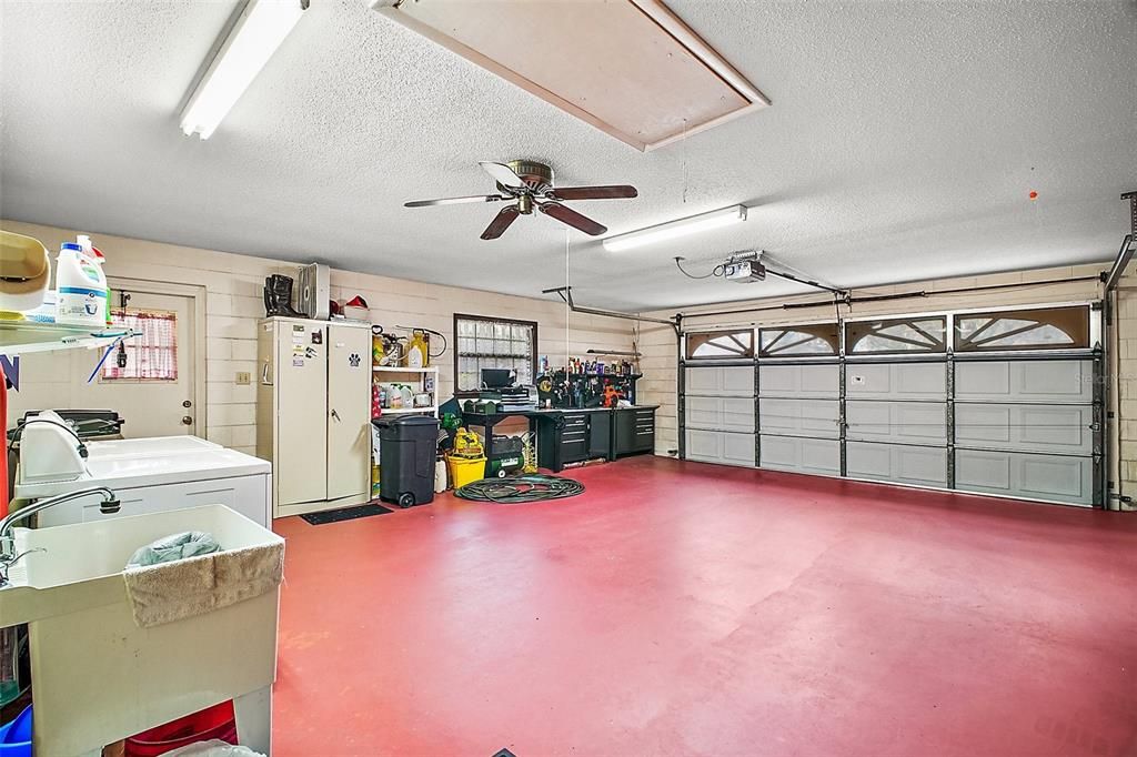 Garage, Interior, Washer