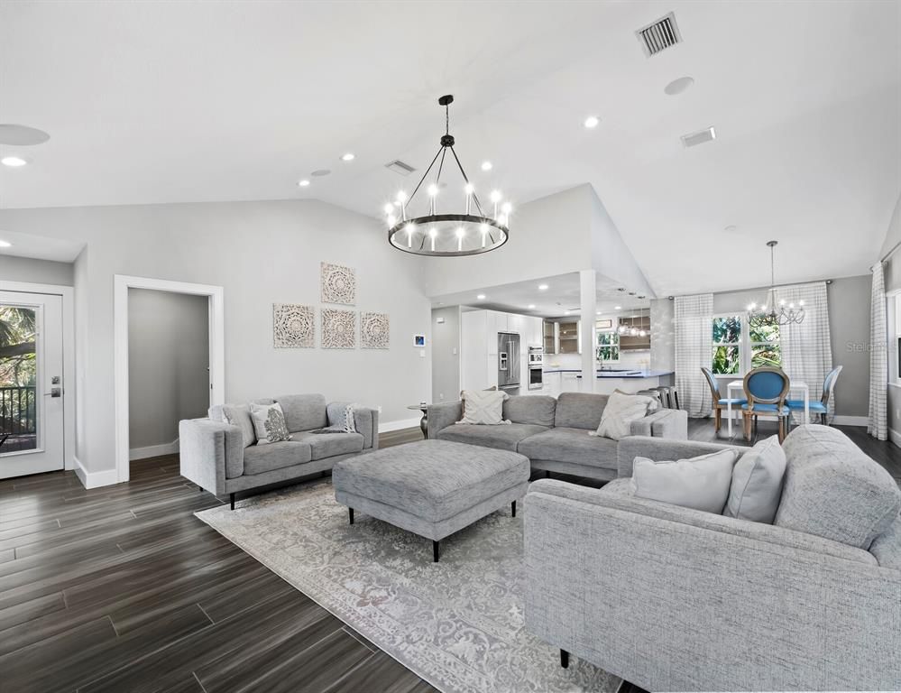 Chandelier, Dining room, Interior, Living room, Pendant Lights, Recessed Lighting, Wood Texture Flooring