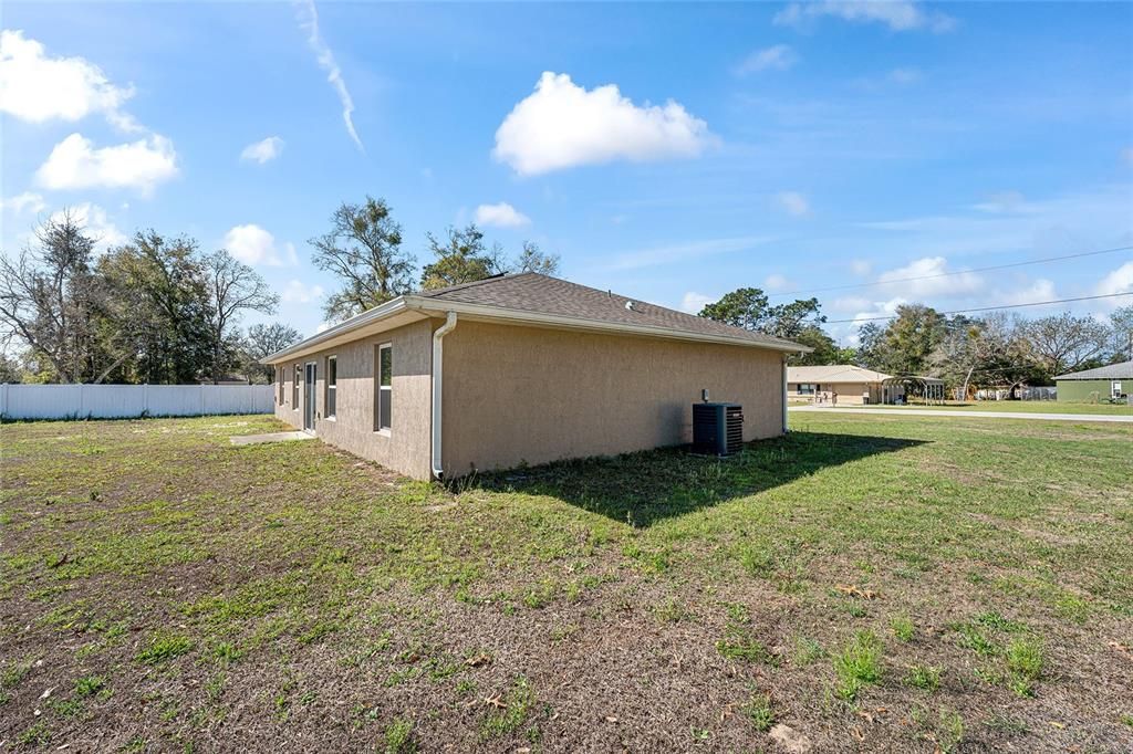 Backyard, Exterior