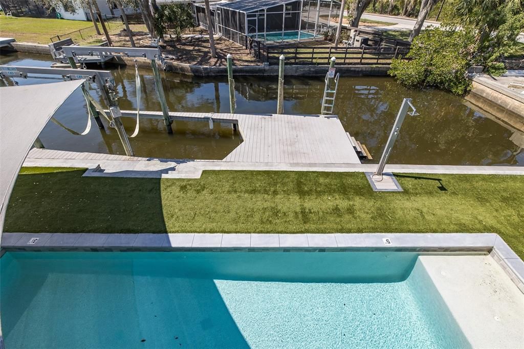 Exterior, Pool, Water