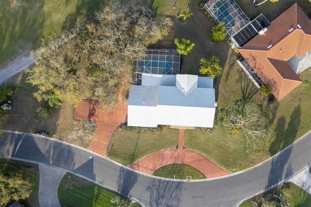 Exterior, Drone