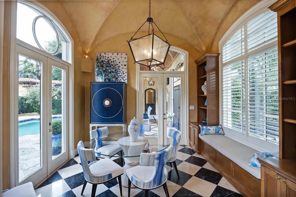 Dining room, Interior, Pendant Lights