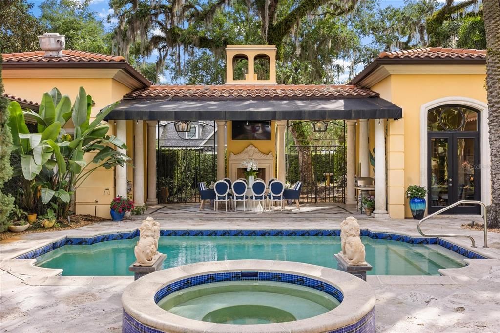Exterior, Pool