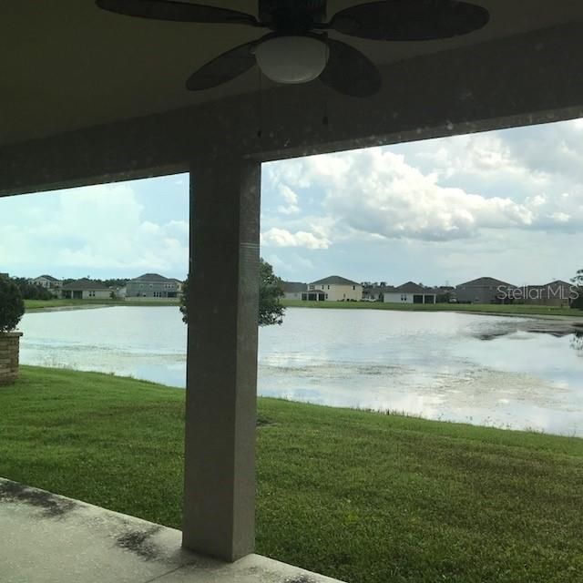 Exterior, Lake