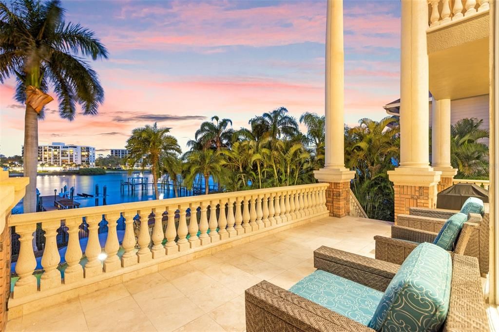 Exterior, Pool, Water
