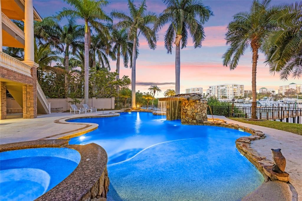 Exterior, Pool