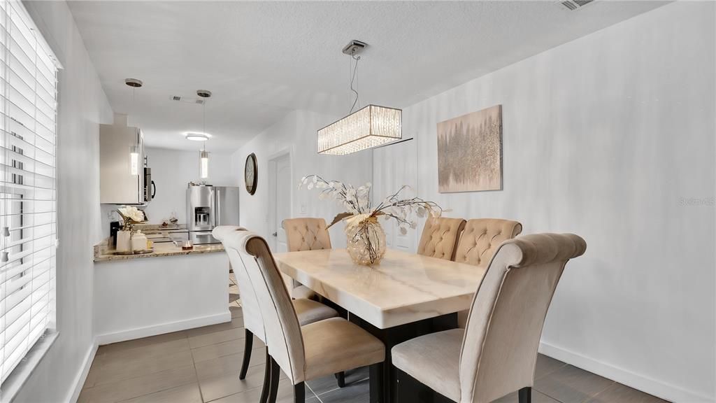Dining room, Interior, Pendant Lights