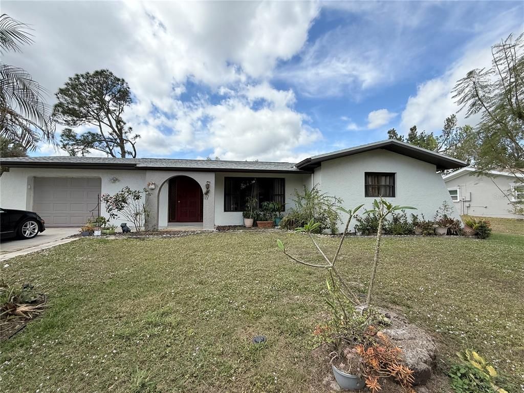 Attached, Backyard, Exterior, Facade, Ranch