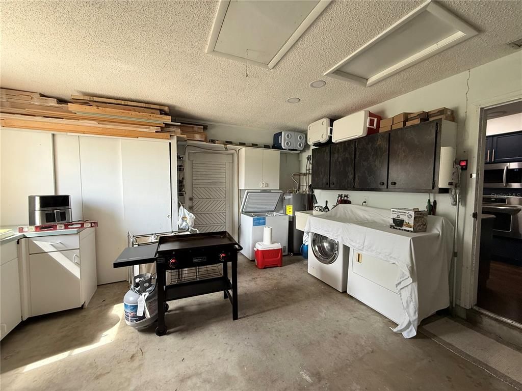 Interior, Washer