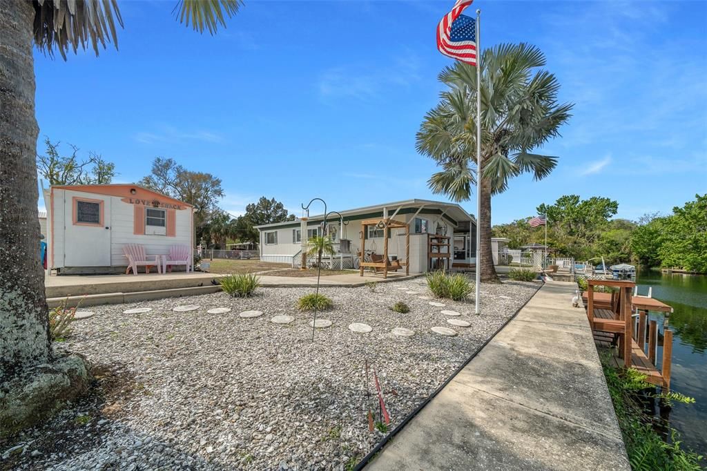Backyard, Exterior