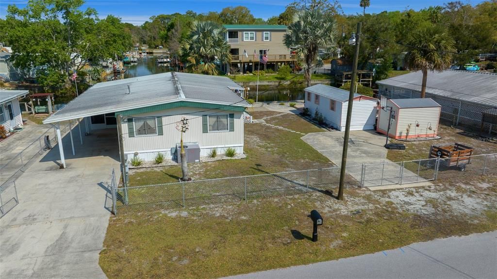 Exterior, Drone