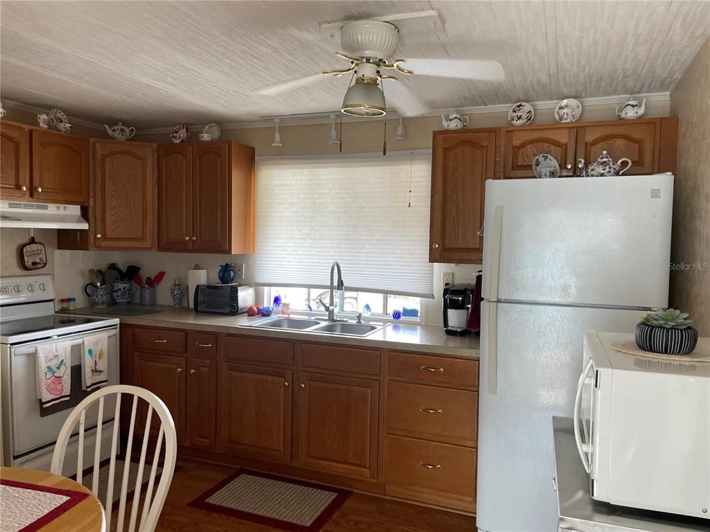 Interior, Kitchen, Wood Texture Flooring