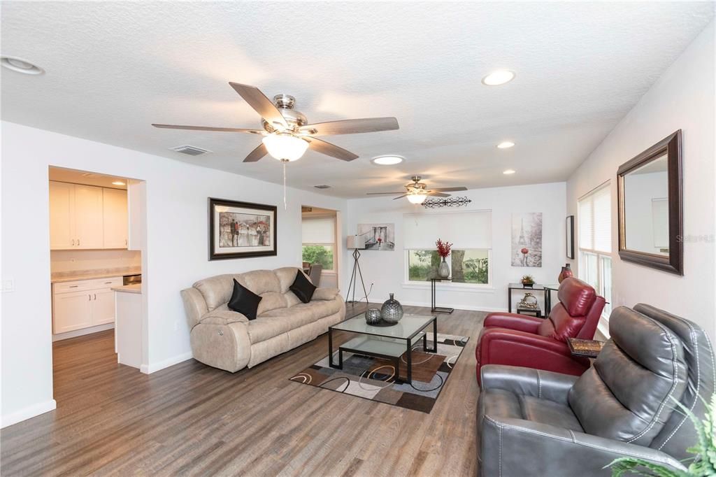 Interior, Living room, Recessed Lighting, Wood Texture Flooring