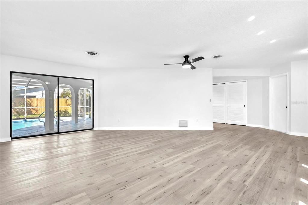 Empty room, Interior, Recessed Lighting, Wood Texture Flooring