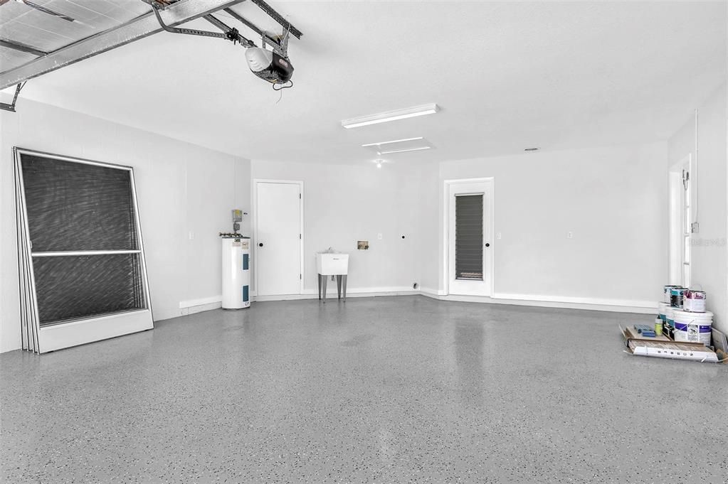 Empty room, Garage, Interior