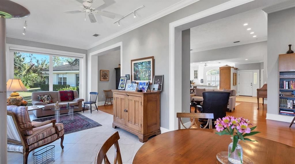 Dining room, Interior, Living room, Recessed Lighting