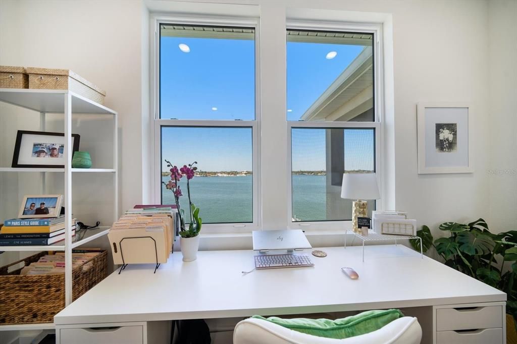 Home Office, Interior, Recessed Lighting, Water