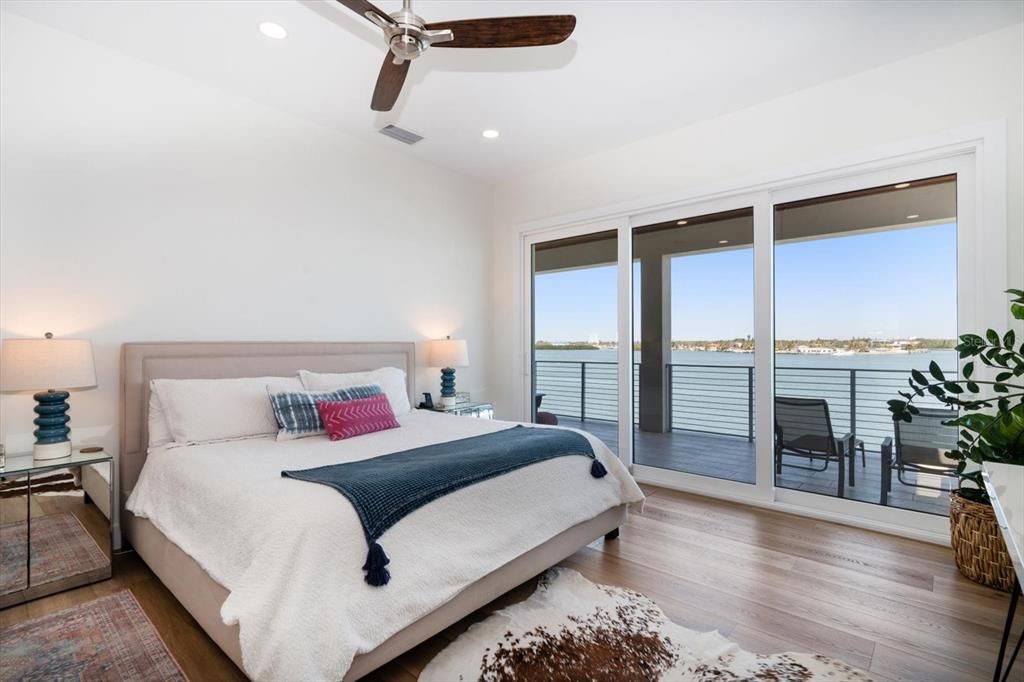 Bedroom, Interior, Recessed Lighting, Water, Wood Texture Flooring